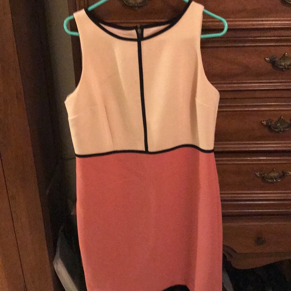 Loft peach and coral beautiful